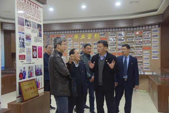 5f8d61f9b2faccb0a6079ca106b1de5_副本.jpg