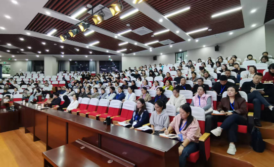 报道 AI赋能课堂教学专题培训1089.png 报道 AI赋能课堂教学专题培训1089.png