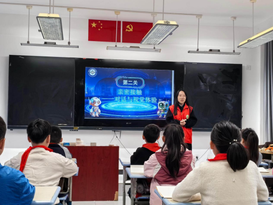 2025“温情烛光 同心筑梦”名师志愿服务行动——名优教师“送培送教”下乡1090.png