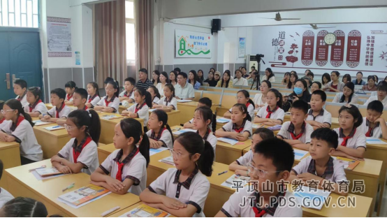 卫东区名师共同体区域英语教研活动365.png