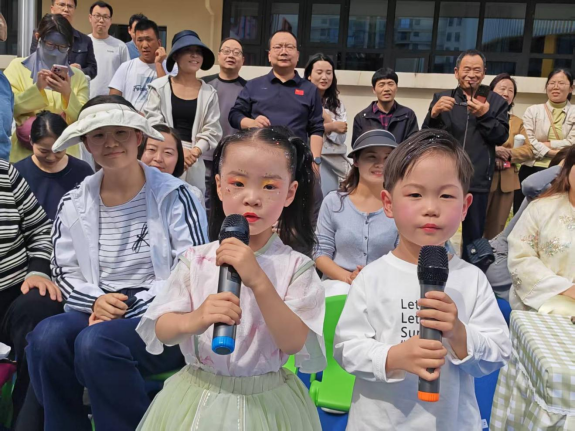 260418童趣燃赛场 运动伴成长--市湖光幼儿园春季运动会圆满举行359.png
